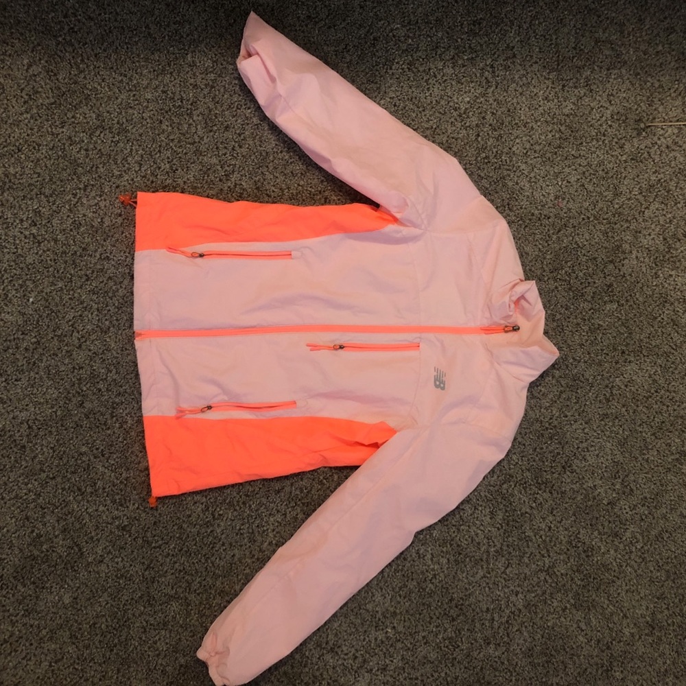 New balance wind breaker Women’s Size Small